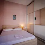 Sunny Sofi Appartement
