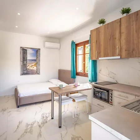 Apartment Sunny Sofi